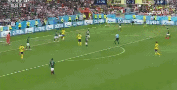 阿尔瓦雷斯在禁区内不慎自摆乌龙