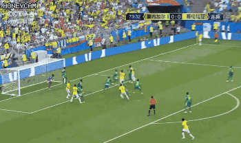 米纳高高跃起头球霸气破门