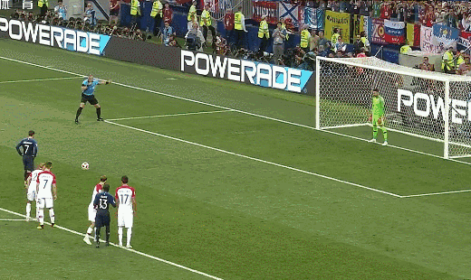 格里兹曼点球破门