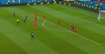 乾贵士突然拔脚怒射，远距离直击死角