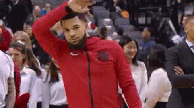 我儿子出世后，我三分球12中10，雄鹿拜拜