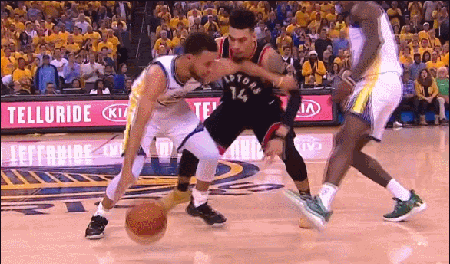 库里迎伊巴卡直射神仙高难三分