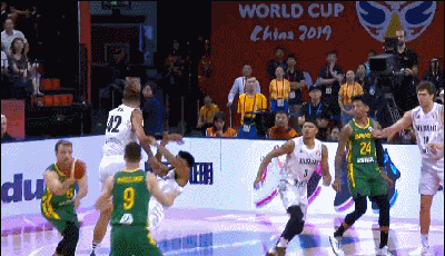 胡尔塔斯不看人妙传瓦莱乔篮下取分