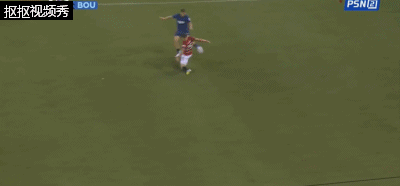 德里赫特滑铲乌龙，曼联4-1伯恩茅斯