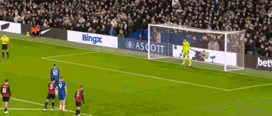 帕尔默点球命中，切尔西1-1伯恩茅斯