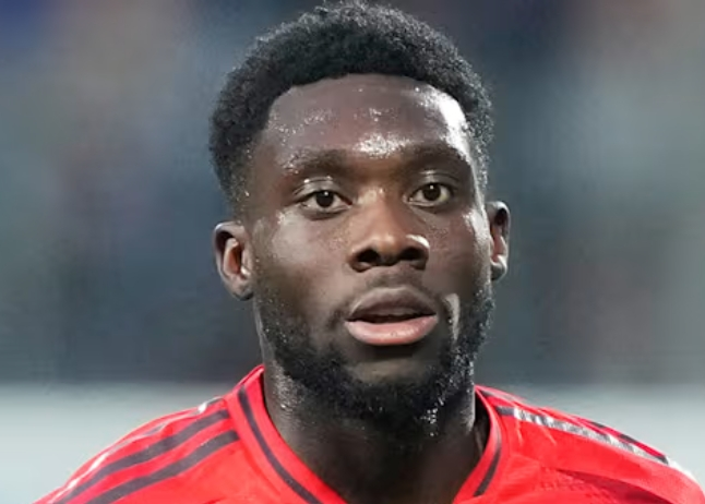 戴维斯十字韧带撕裂赛季报销