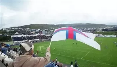 不到5.5万人口法罗群岛踢出了足球史上最大奇迹