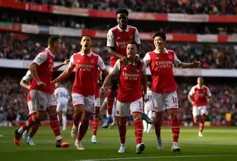 欧冠积分榜踢成了英超积分榜！英超6队参赛4队杀进前八