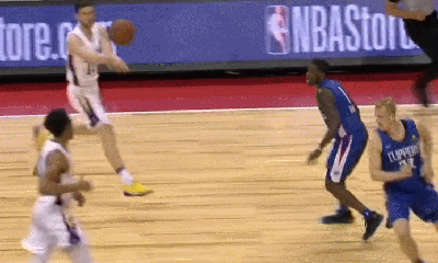 哈特强攻华丽风车上篮打2+1