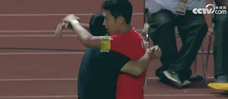 孙兴慜欣喜若狂