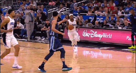 罗斯追身飚进不讲理干拔三分