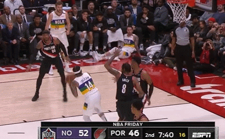 英格拉姆秒传锡安轻松灌篮