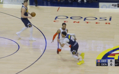 约基奇妙传穆雷上篮一步到位