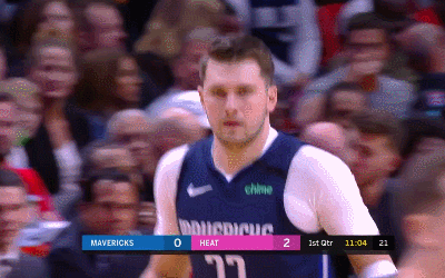 东契奇慢悠悠助小哈达威空切上篮