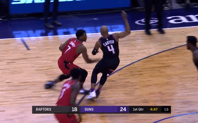 小钢炮洛瑞杀入内线打成2+1