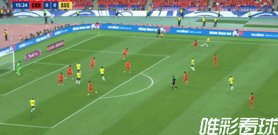 澳大利亚破门，国足0-1落后