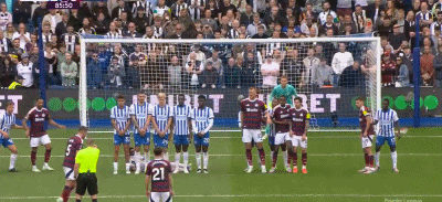 第89分钟，伊萨克点射，布莱顿1-1纽卡 