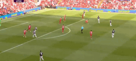 第21分钟，迪亚斯射空门！利物浦2-0阿森纳