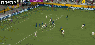 利雅得新月对阵曼城坎塞洛直塞马尔科姆单刀破门