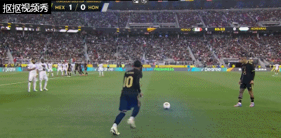 阿尔瓦雷斯破门但越位在先进球无效