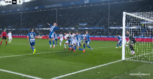 贝林厄姆破门但手球在先进球无效