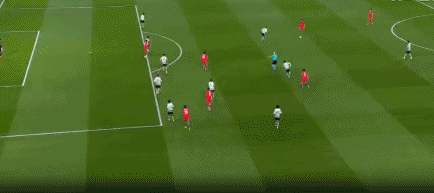 登贝莱越位在先头球破门无效