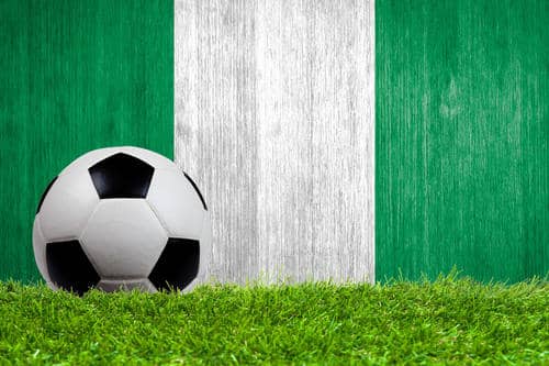 半场战报：门神李昊两献神扑，U23国足暂0-0乌兹别克斯坦