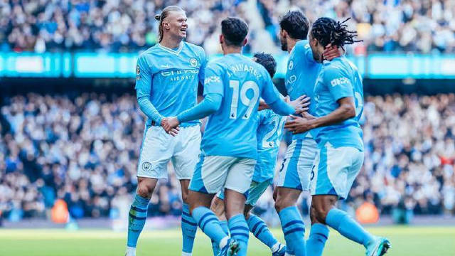 曼彻斯特蓝是曼城吗