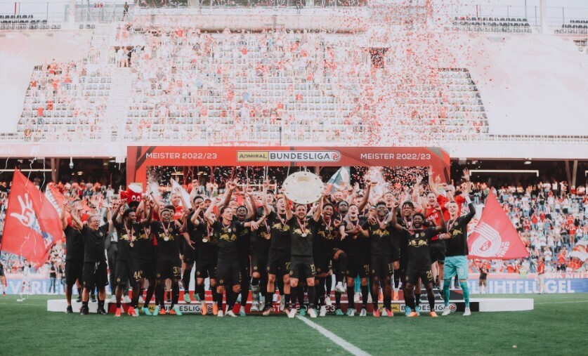 2023年萨尔茨堡红牛完成奥地利甲十连冠