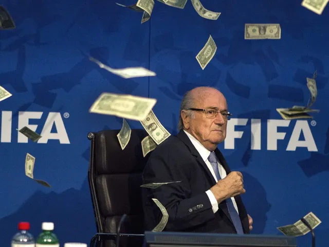 塞普・布拉特曾面临国际足联腐败指控