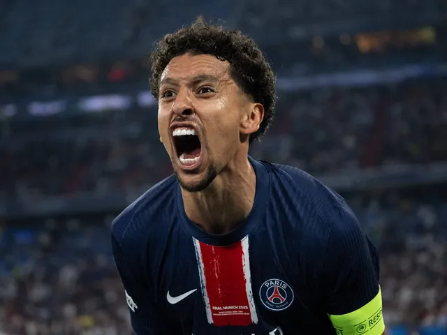 2025年5月31日，巴黎圣日耳曼队长马尔基尼奥斯