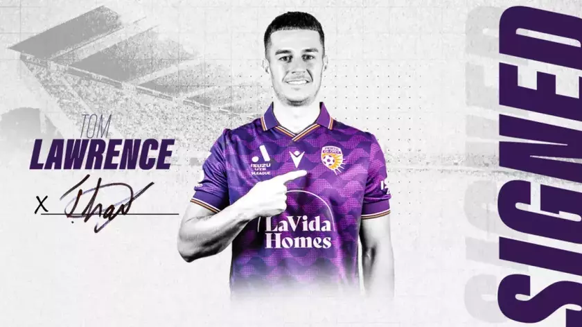 从流浪者队引进威尔士国脚前锋汤姆·劳伦斯