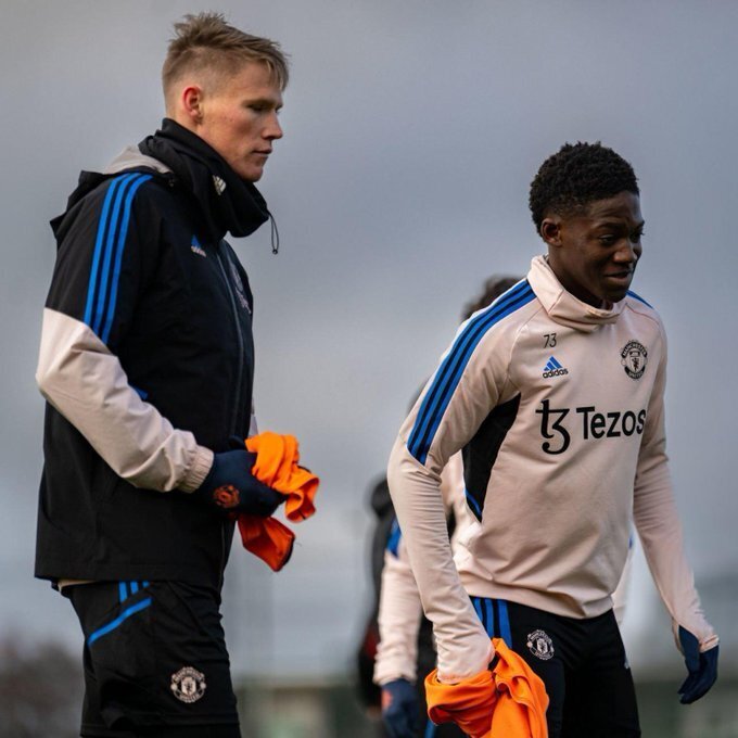 梅努与麦克托米奈